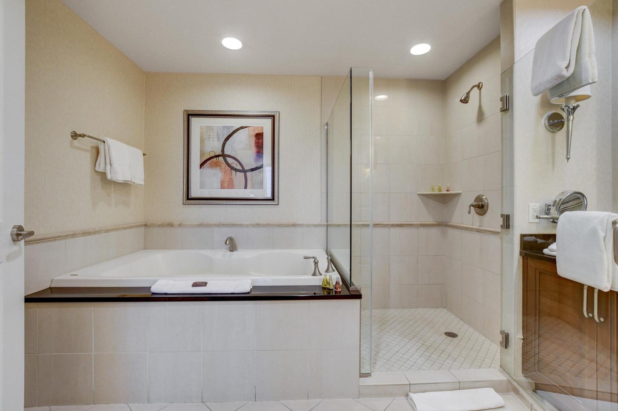 Classic Suite Mgm Signature 25Th Flr Pool View Las Vegas Exterior photo