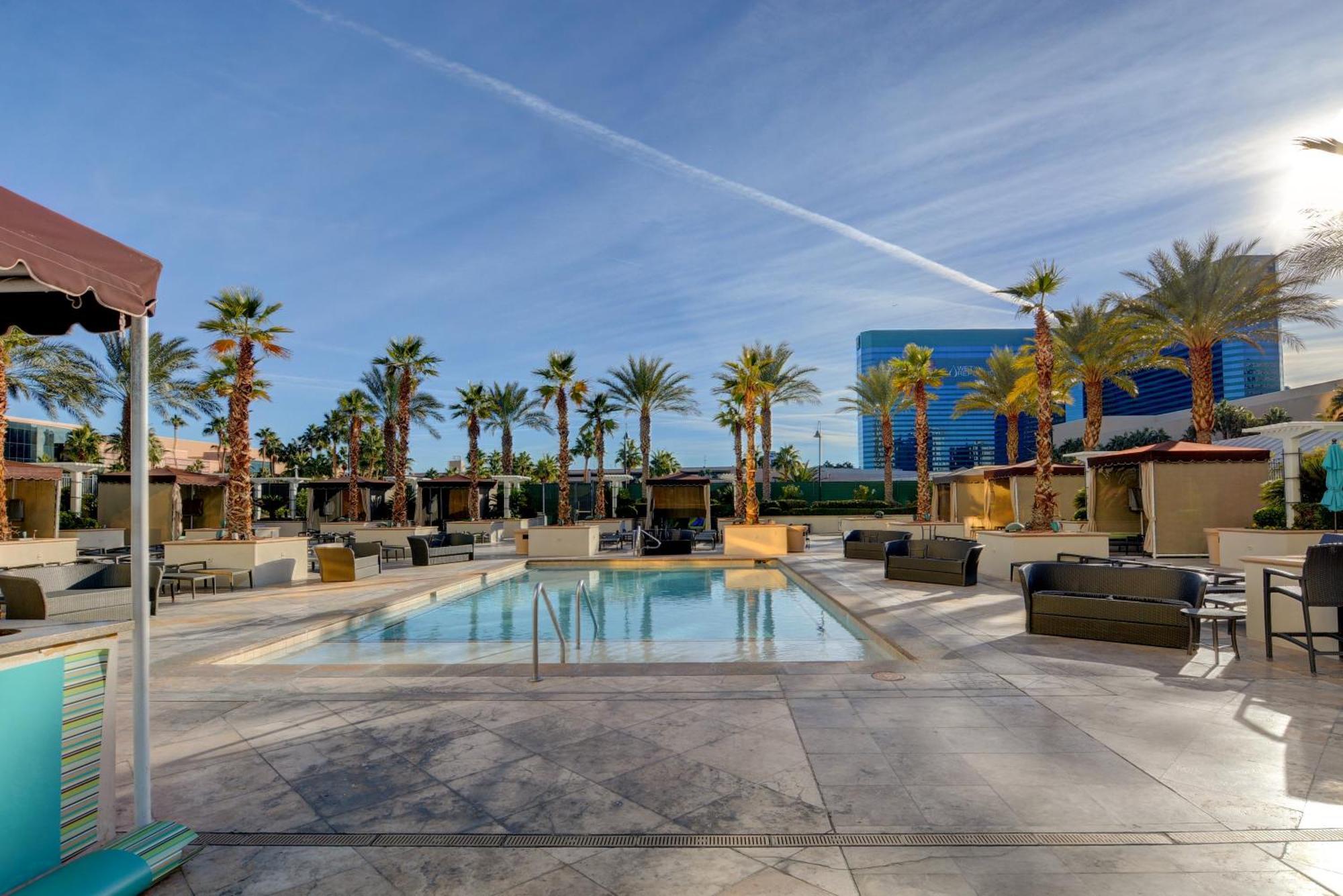Classic Suite Mgm Signature 25Th Flr Pool View Las Vegas Exterior photo