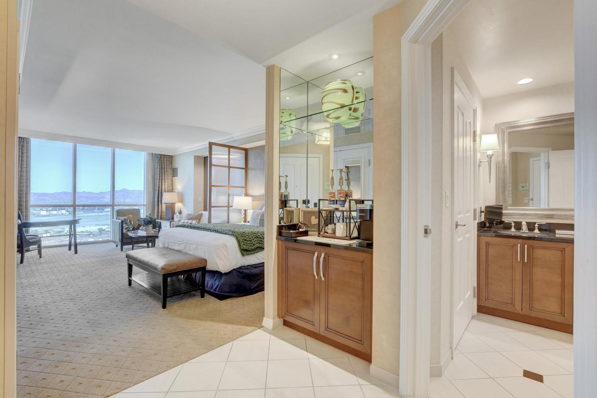 Classic Suite Mgm Signature 25Th Flr Pool View Las Vegas Exterior photo